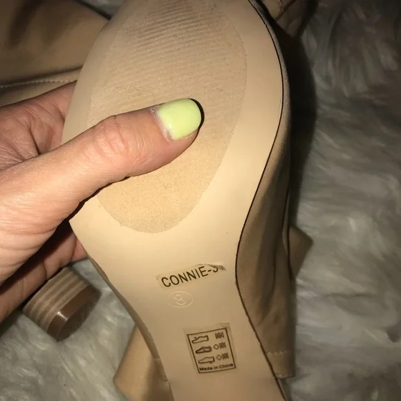 Elegant Tan Peep-Toe Heels - Picture 5 of 6